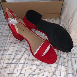 Brand new, not used or damaged at all!